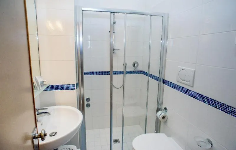 ***  Hotel Los Angeles - Fronte Mare Riccione Italia