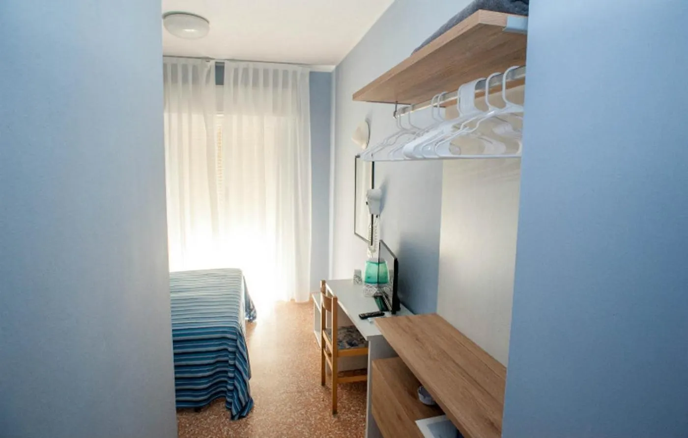 Hotel Los Angeles - Fronte Mare Riccione 3*,