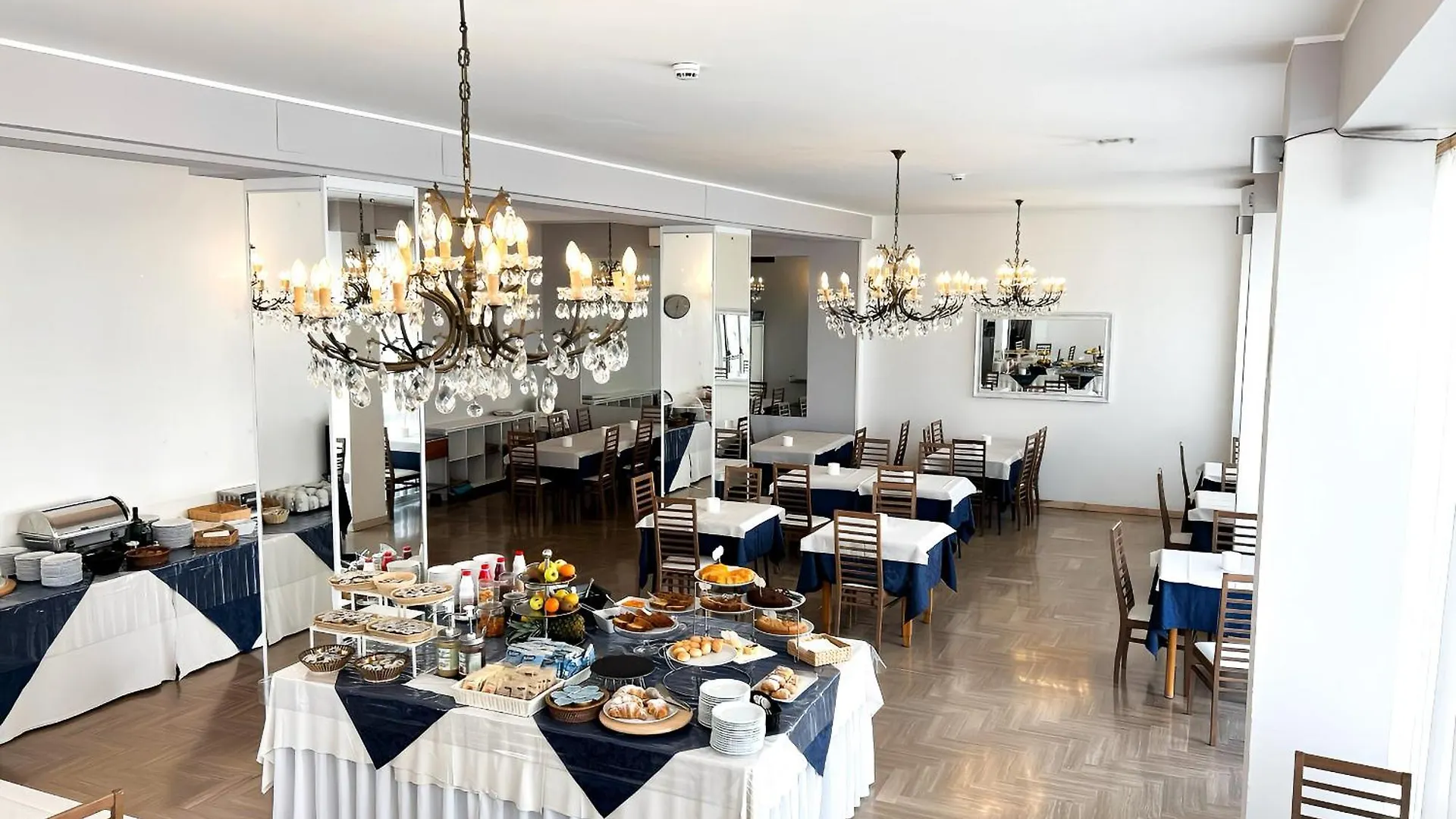 Hotel Los Angeles - Fronte Mare Riccione Italia